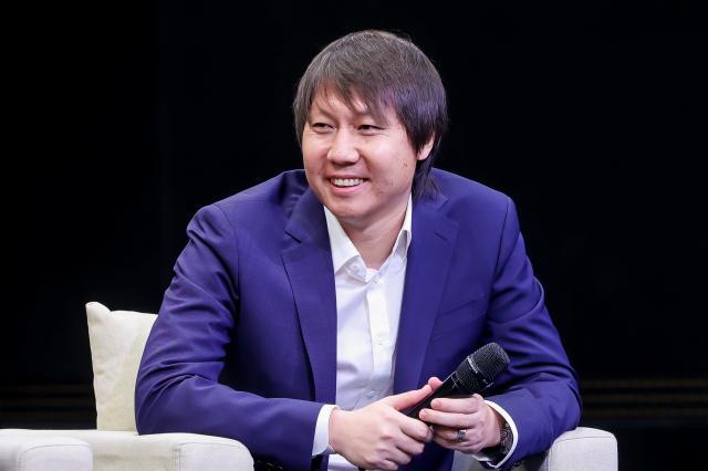 leyu.com-从得主变嘉宾 李铁盛赞中国金球奖传递榜样的力量